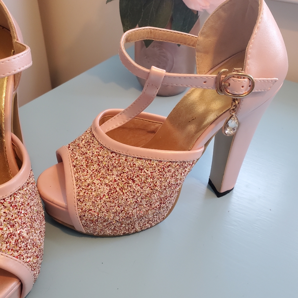 Custom Heels - Picture 2 of 3